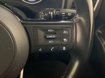 Nissan Qashqai 1.3 DIG-T MHEV Acenta Premium SUV 5dr Petrol Hybrid Manual Euro 