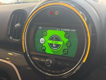 MINI Countryman 1.5 10kWh Cooper SE Classic Auto ALL4 Euro 6 (s/s) 5dr