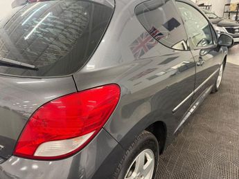 Peugeot 207 1.4 VTi Envy Euro 5 3dr