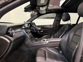 Mercedes-Benz GLC 3.0 GLC350d V6 AMG Line (Premium Plus) G-Tronic+ 4MATIC Euro 6 (