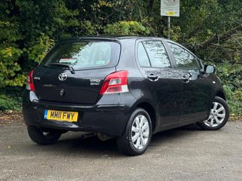 Toyota Yaris 1.33 Dual VVT-i T Spirit Euro 5 (s/s) 5dr