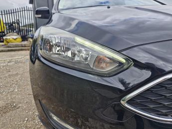 Ford Focus 1.0T EcoBoost Zetec Euro 6 (s/s) 5dr