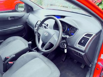 Hyundai i20 1.1 CRDi Blue Euro 5 5dr