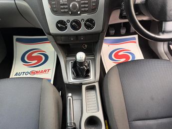 Ford Focus 1.6 Zetec Climate 5dr