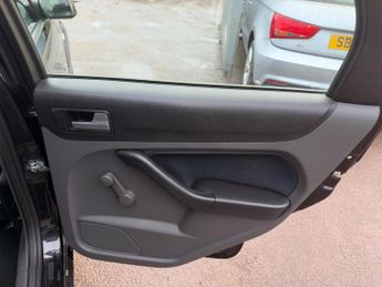 Ford Focus 1.6 Zetec Climate 5dr