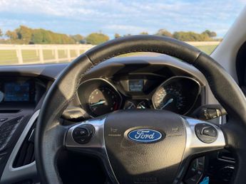 Ford Focus 1.6 Zetec Euro 5 5dr