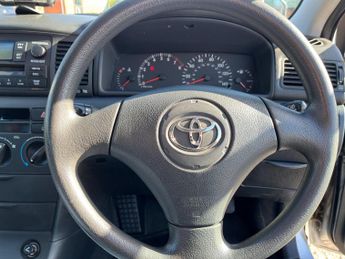 Toyota Corolla 1.6 VVT-i T2 5dr