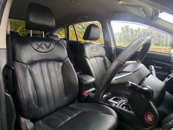 Subaru XV 2.0D Black 4WD Euro 5 5dr
