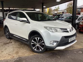 Toyota RAV4 2.2 D-CAT Invincible Auto 4WD Euro 5 5dr