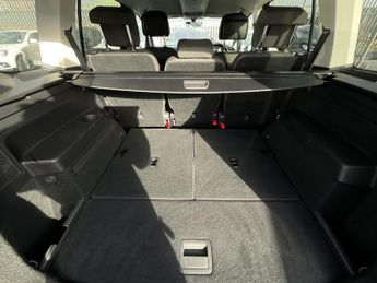 Volkswagen Touran SEL TSI BMT S-A