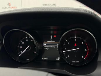 Land Rover Range Rover Evoque 2.0 eD4 SE Tech FWD Euro 6 (s/s) 5dr