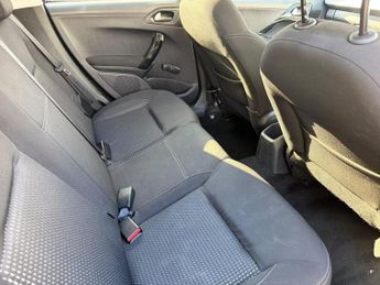 Peugeot 208 1.2 PureTech Allure Euro 6 5dr