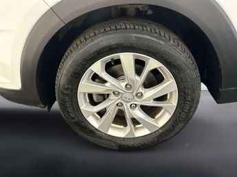 Hyundai TUCSON 1.6 GDi SE Nav SUV 5dr Petrol Manual Euro 6 (s/s) (132 ps)