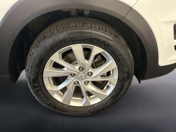 Hyundai TUCSON 1.6 GDi SE Nav SUV 5dr Petrol Manual Euro 6 (s/s) (132 ps)