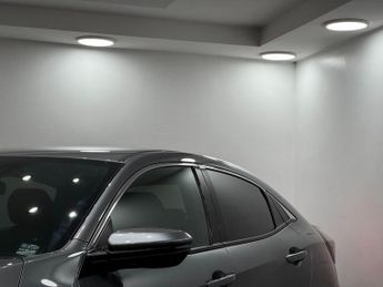Honda Civic 1.0 VTEC Turbo SR CVT Euro 6 (s/s) 5dr