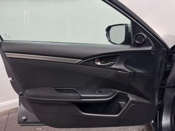 Honda Civic 1.0 VTEC Turbo SR CVT Euro 6 (s/s) 5dr