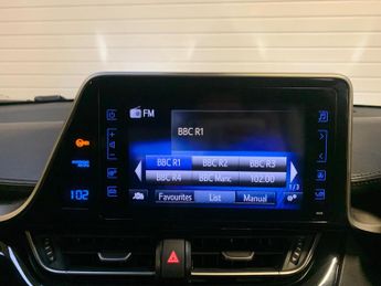 Toyota C-HR 1.8 VVT-h Dynamic CVT Euro 6 (s/s) 5dr