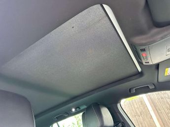 Volkswagen TIGUAN 1.5 Tiguan R-Line TSi Evo Semi-Auto 5dr