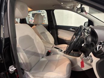 Mercedes-Benz B Class 1.6 B180 BlueEfficiency SE 7G-DCT Euro 5 (s/s) 5dr