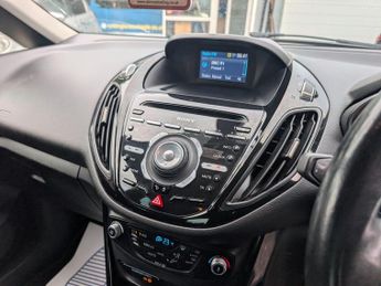 Ford B-Max 1.0T EcoBoost Titanium Euro 5 5dr