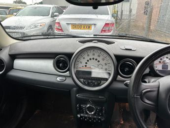MINI Hatch 1.6 One D Hatchback 3dr Diesel Manual Euro 5 (s/s) (90 ps)
