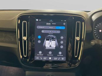 Volvo XC40 Recharge 69kWh Core SUV 5dr Electric Auto (231 ps)