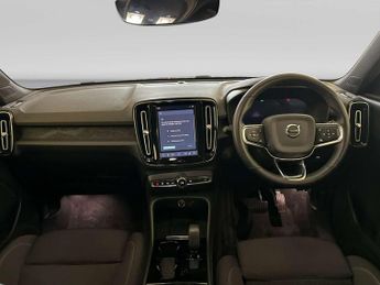 Volvo XC40 Recharge 69kWh Core SUV 5dr Electric Auto (231 ps)