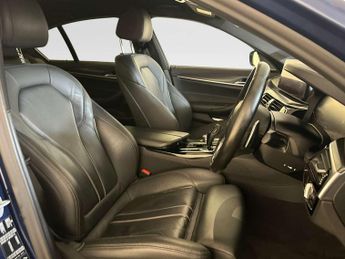 BMW 5 Series 2.0 520d MHT M Sport Saloon 4dr Diesel Hybrid Steptronic xDrive 