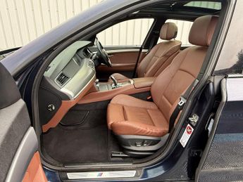 BMW 5 Series Gran Turismo 3.0 530d M Sport GT Steptronic Euro 5 5dr