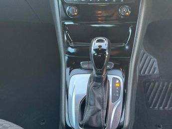 Vauxhall Astra 1.4i Turbo SRi Nav Auto Euro 6 (s/s) 5dr