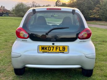 Toyota AYGO 1.0 VVT-i + MultiMode Euro 4 5dr