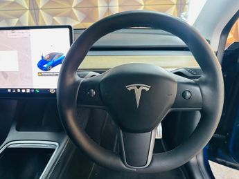 Tesla Model Y (Dual Motor) Performance Auto 4WDE 5dr
