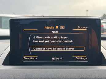 Audi Q3 2.0 TDI SE S Tronic quattro Euro 5 (s/s) 5dr