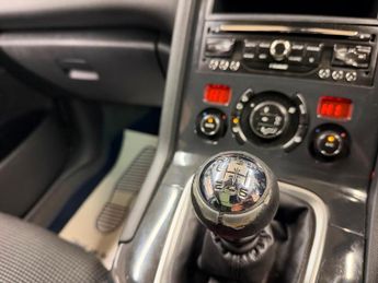 Peugeot 5008 1.6 HDi Allure Euro 5 5dr