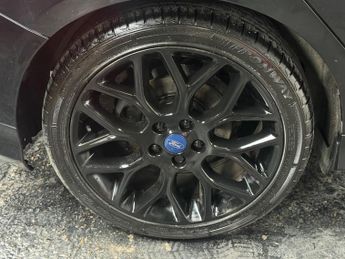 Ford Focus 1.6 TDCi Zetec S Euro 5 (s/s) 5dr