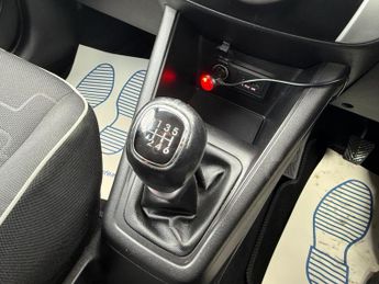 Kia Venga 1.4 CRDi 2 Euro 5 5dr