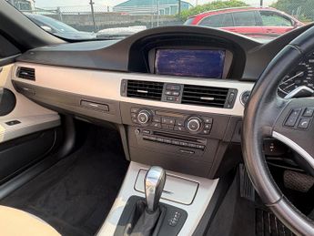 BMW 3 SERIES 2.0 320i SE Steptronic Euro 5 2dr