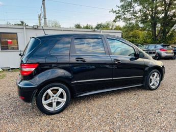 Mercedes-Benz B Class 1.5 B160 BlueEfficiency Sport 5dr
