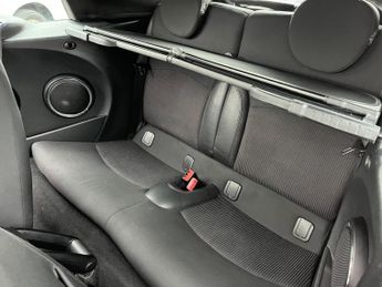 MINI Convertible 1.6 Cooper Euro 5 (s/s) 2dr