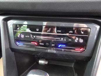 Volkswagen Tiguan 1.5 TSI Elegance DSG Euro 6 (s/s) 5dr