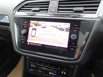 Volkswagen Tiguan 1.5 TSI Elegance DSG Euro 6 (s/s) 5dr