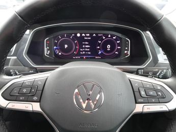 Volkswagen Tiguan 1.5 TSI Elegance DSG Euro 6 (s/s) 5dr