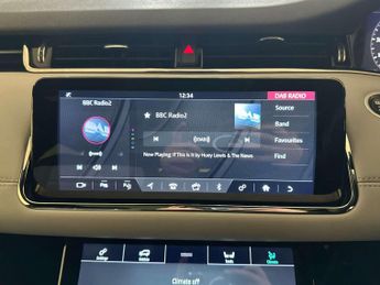 Land Rover Range Rover Evoque 2.0 D180 MHEV First Edition SUV 5dr Diesel Auto 4WD Euro 6 (s/s)