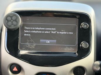 Toyota AYGO 1.0 VVT-i x-play x-shift Euro 5 5dr Euro 5