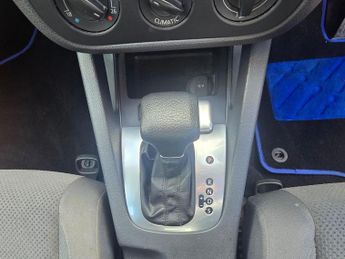Volkswagen Golf 1.6 FSI SE 5dr