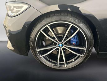BMW 3 Series 2.0 320d M Sport Saloon 4dr Diesel Auto xDrive Euro 6 (s/s) (190