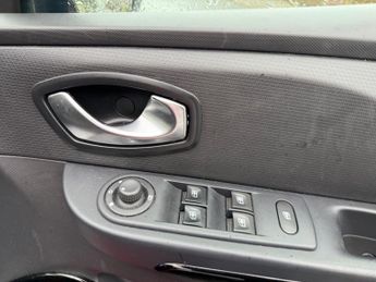 Renault Clio 1.5 dCi Dynamique S MediaNav EDC Euro 5 5dr