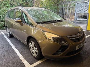 Vauxhall Zafira Tourer 1.8 16V Exclusiv MPV 5dr Petrol Manual Euro 5 (140 ps)