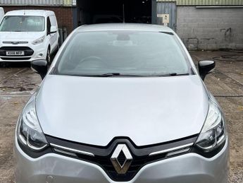 Renault Clio 0.9 TCe Dynamique MediaNav Hatchback 5dr Petrol Manual Euro 5 (s