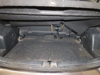 Toyota Yaris 1.33 Dual VVT-i TR Euro 4 (s/s) 5dr